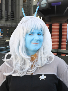 Lieutenant JG Shina sh'Tak'layo